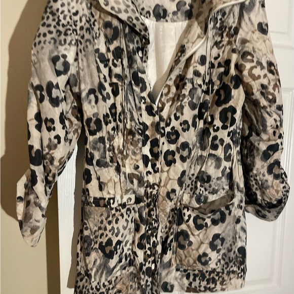 Rain jacket / animal print - Picture 2 of 4